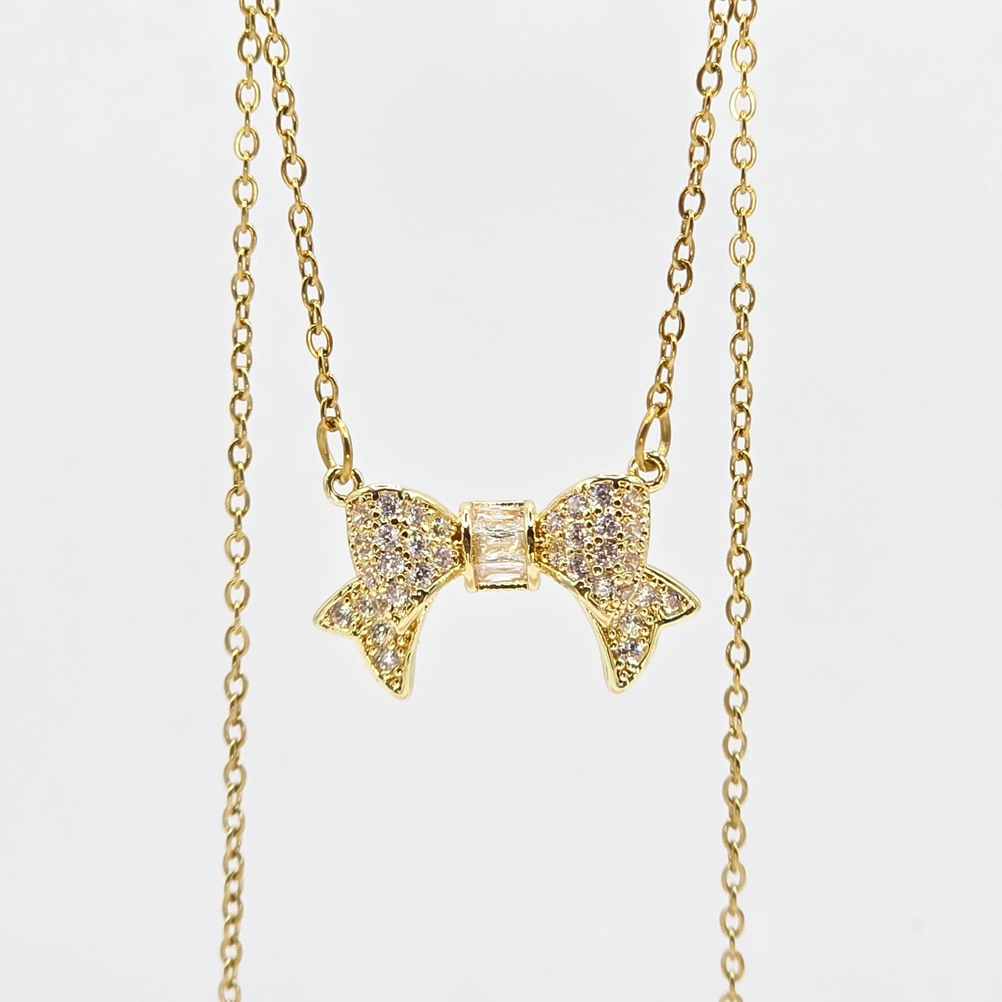 Collar Moño con Diamantes